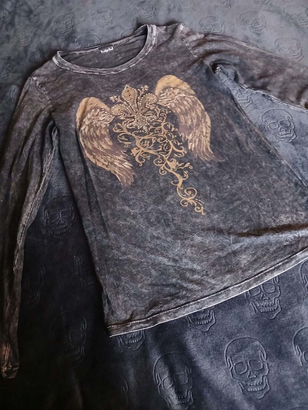 Katydid Angel Wings Fleur-de-lis Rhinestone Mineral Wash Long Sleeve Tee